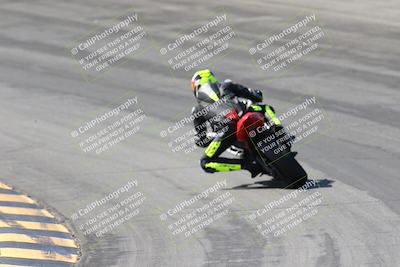 media/Apr-18-2025-CVMA Friday Practice (Fri) [[88baa45499]]/Racer 3/Session 2 Bowl Backside/